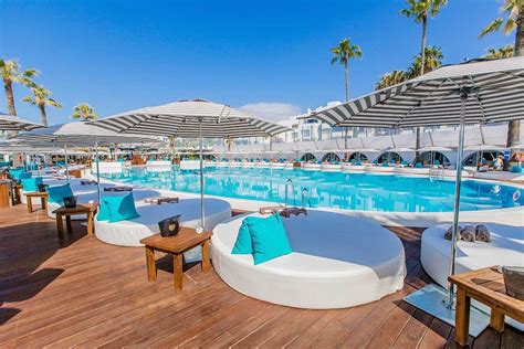 beach clubs in marbella